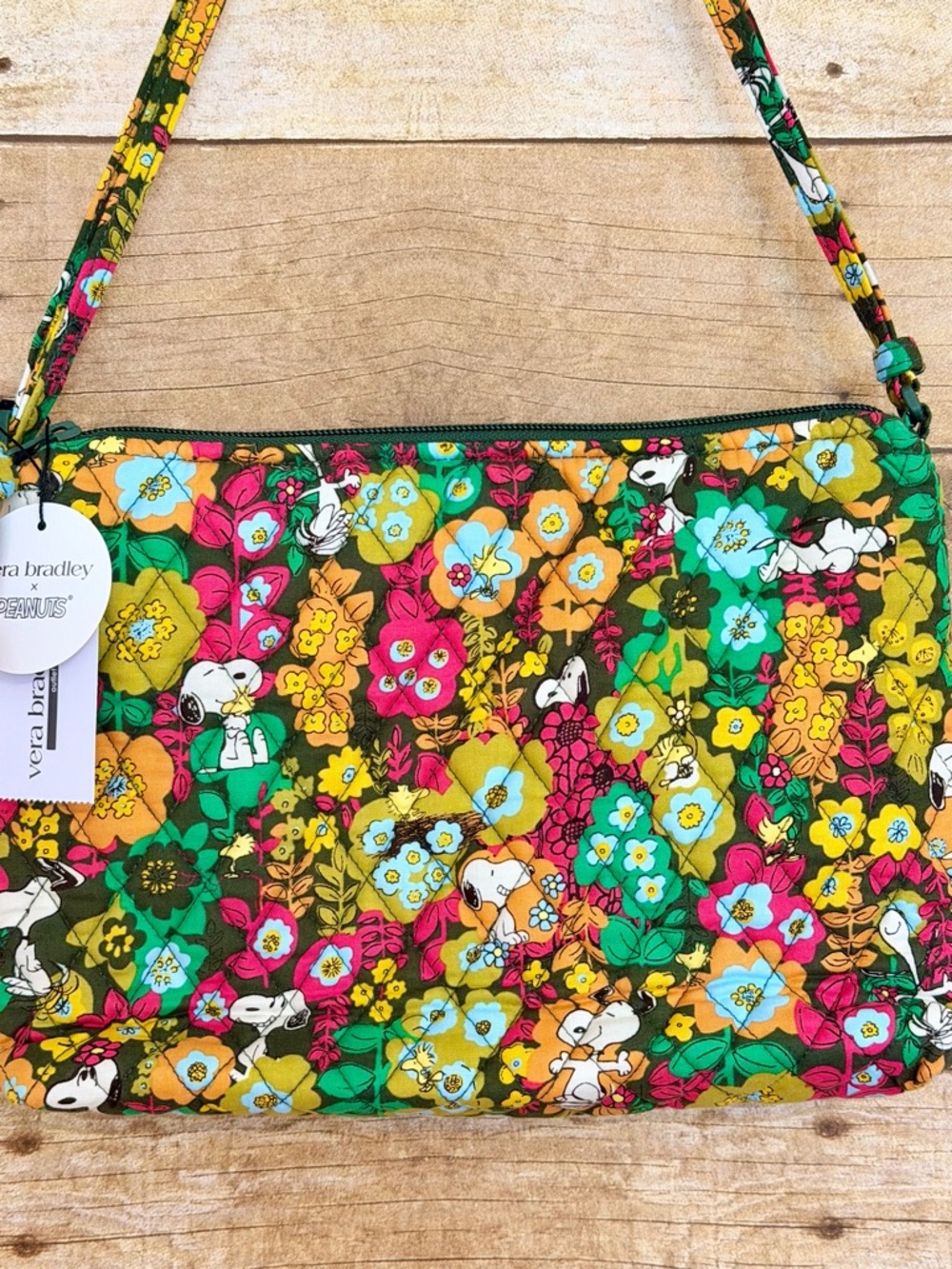 Vera Bradley x Peanuts Large Hipster - Peanuts Garden NWT - Picture 4 of 10
